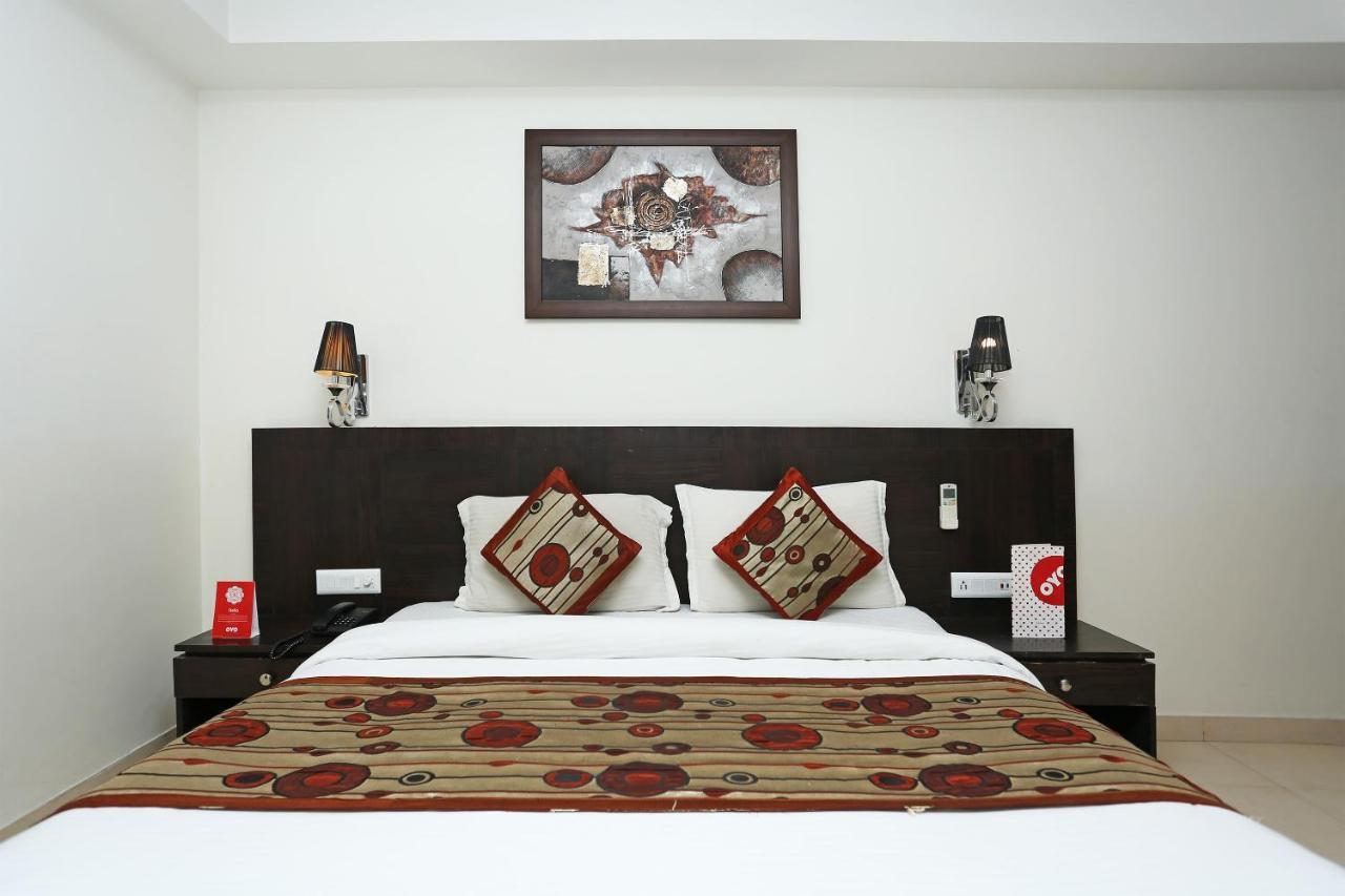 Capital O 3600 Hotel Royal Windsor Kāthgodām Dış mekan fotoğraf