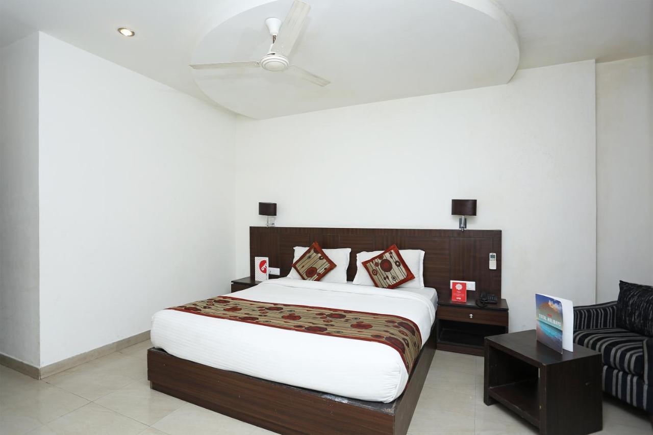 Capital O 3600 Hotel Royal Windsor Kāthgodām Dış mekan fotoğraf