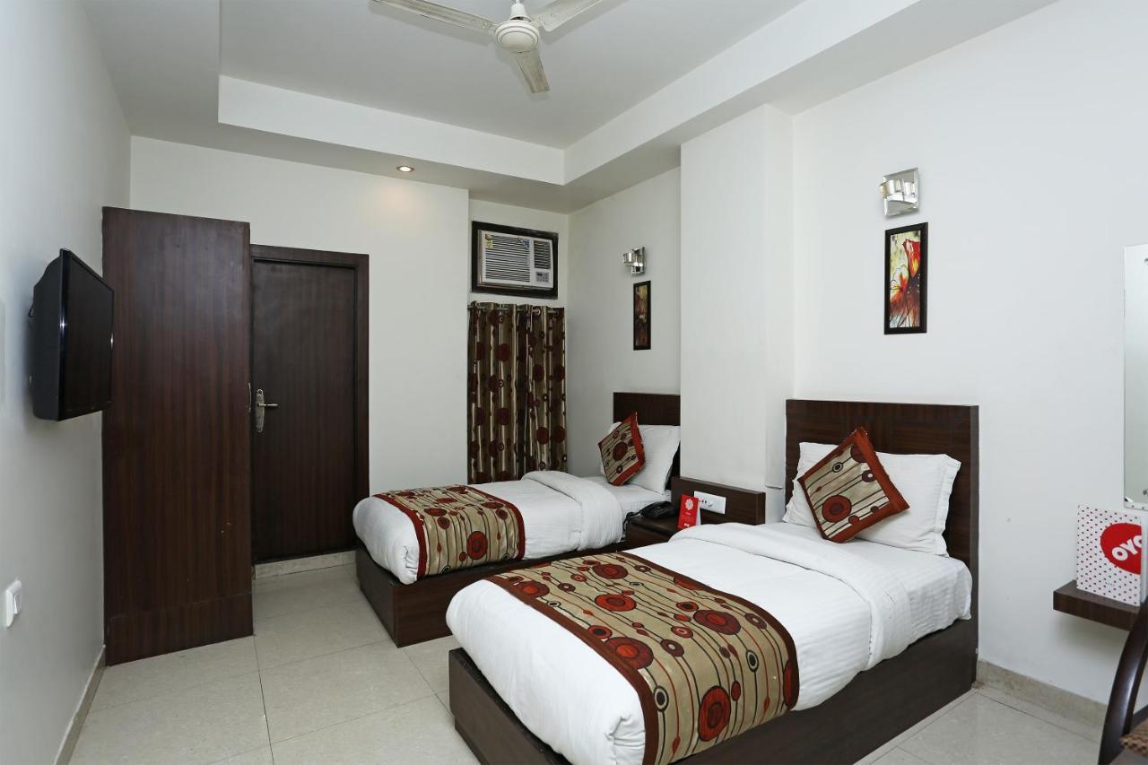 Capital O 3600 Hotel Royal Windsor Kāthgodām Dış mekan fotoğraf